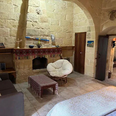 Farmhouse Qala * Qala