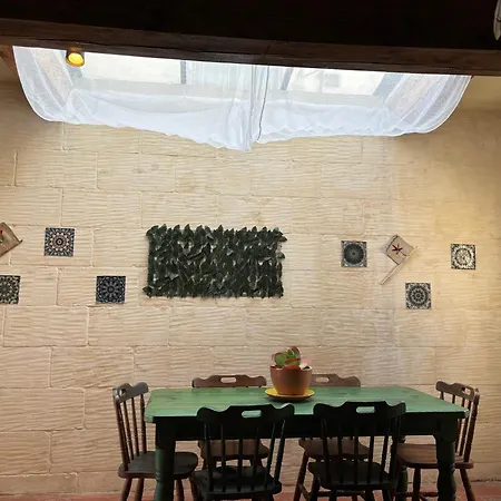 Farmhouse Qala Vakantiehuis