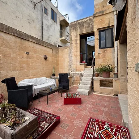 Farmhouse Qala Vakantiehuis